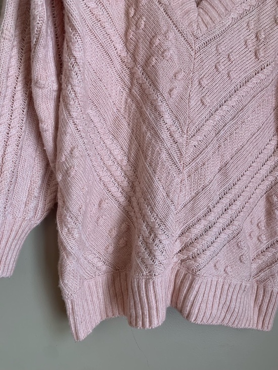 Lucky Brand Women’s Cable Knit V-Neck Sweater Pink Sz L Loose Beachy Spring - Picture 2 of 9
